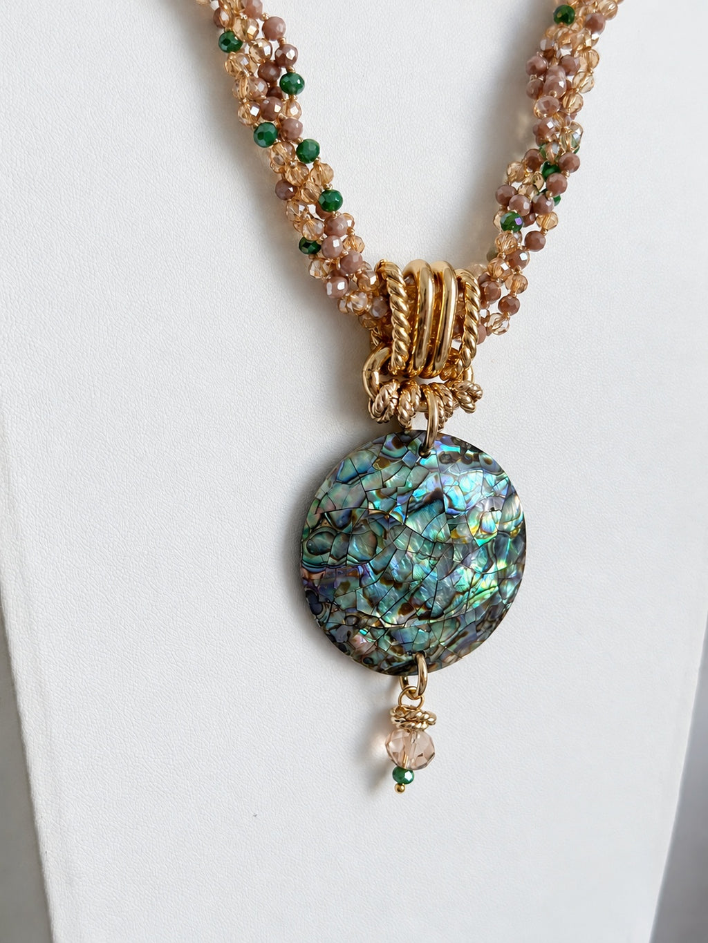 Dettaglio pendente Abalone