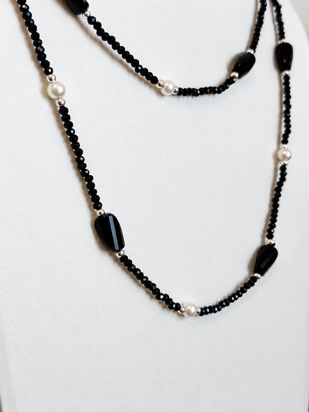 Dettaglio della collana