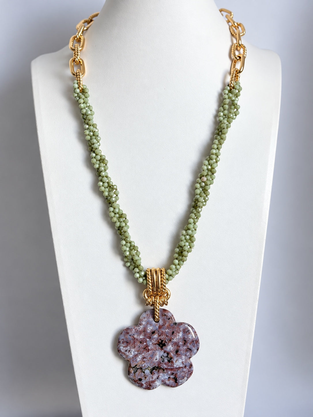 Collana torchon verde con fiore in Diaspro
