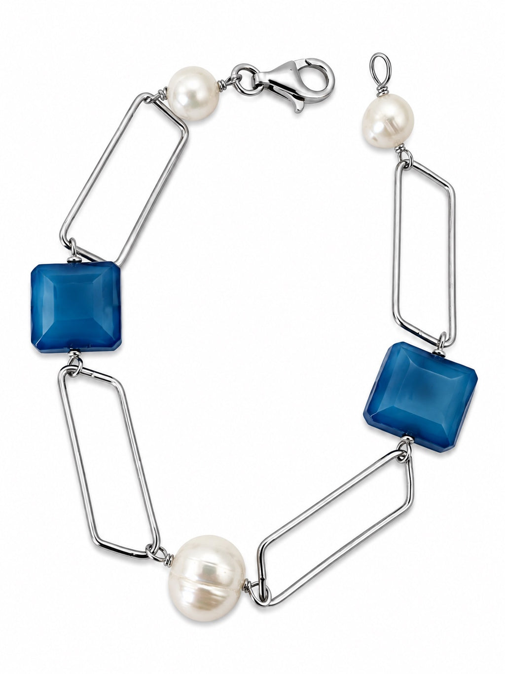 Bracciale artigianale con perle naturali, quadrotti in cristallo e catena in Argento 925 su sfondo bianco