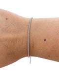 Bracciale catena tubolare in Argento 925 indossato al polso