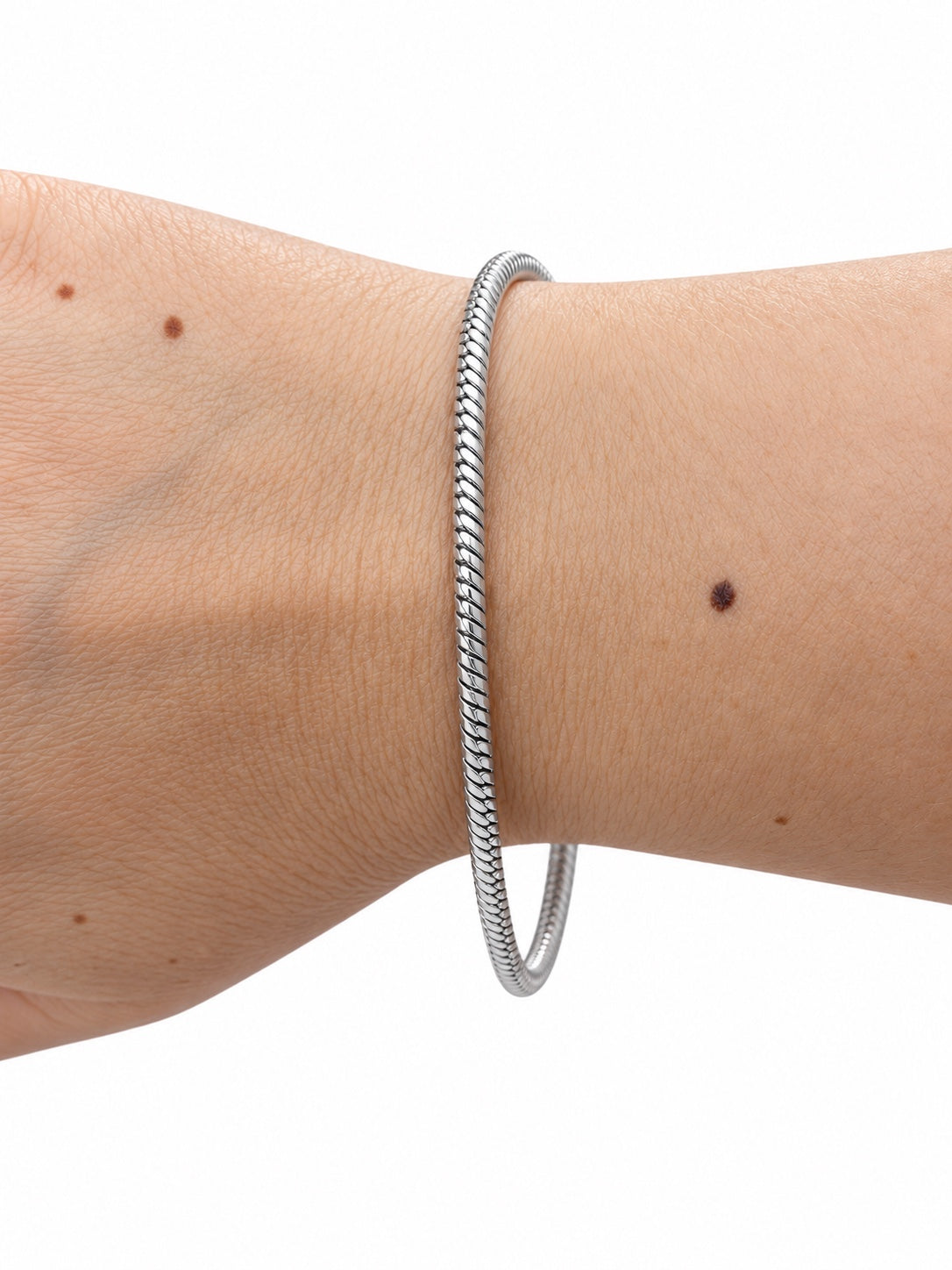 Bracciale catena coda di topo in Argento 925 indossato al polso