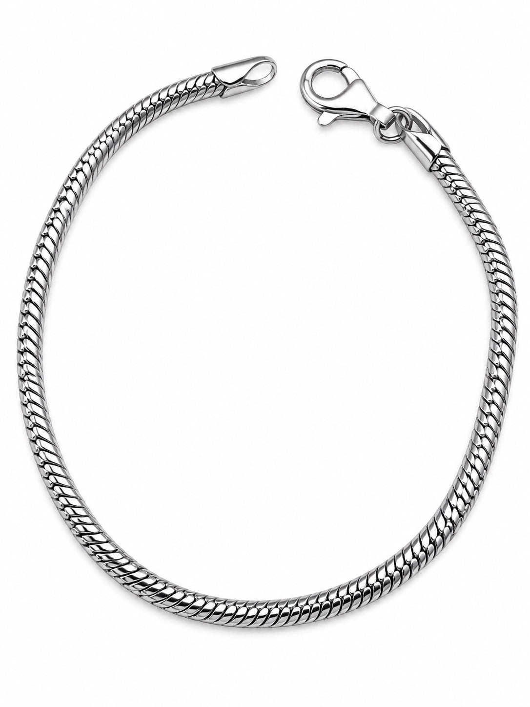 Bracciale catena coda di topo in Argento 925 su sfondo bianco