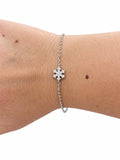 Bracciale con fiocco di neve in Argento 925 e zirconi indossato al polso