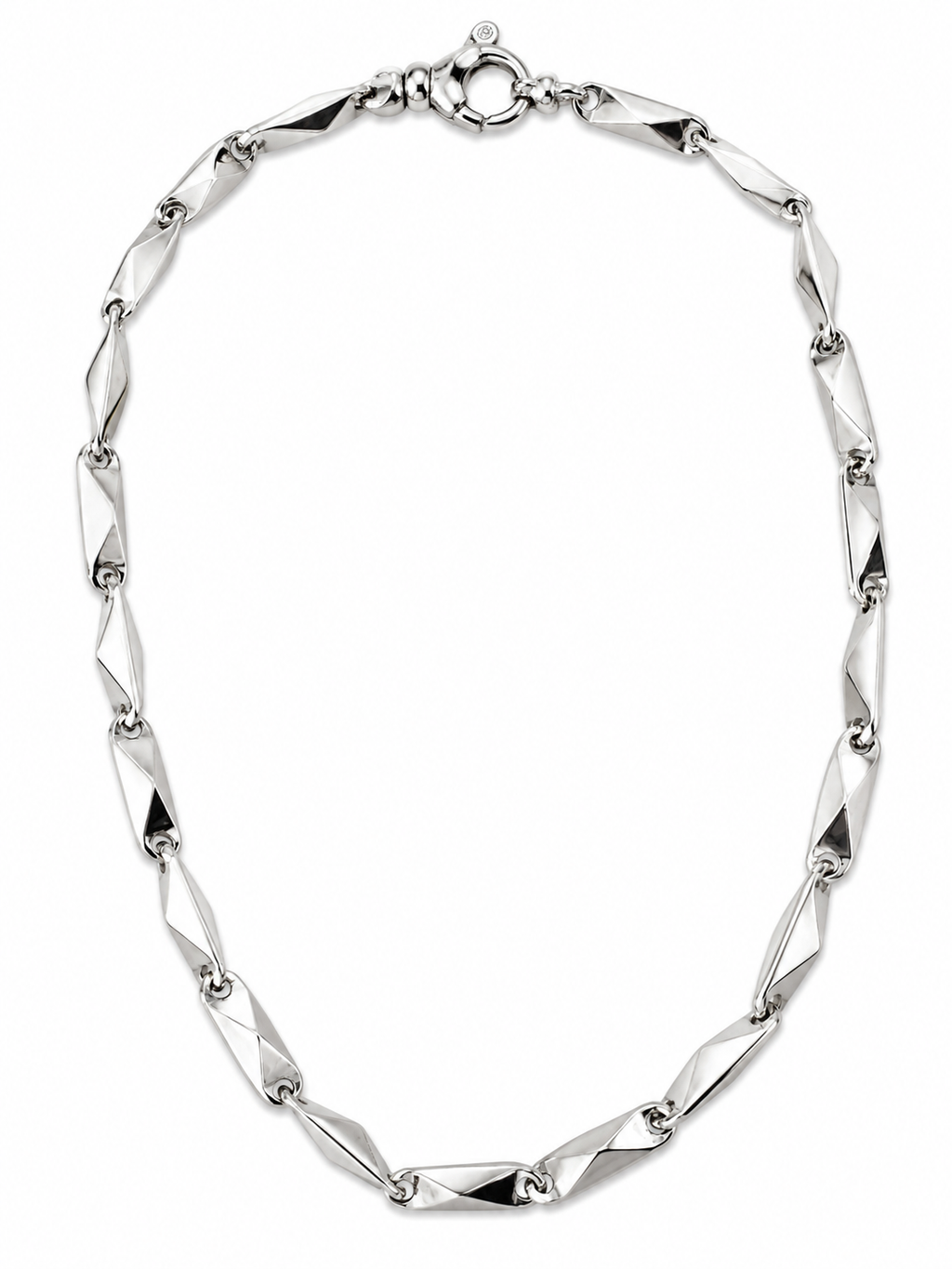 Bracciale geometrico in Argento 925 su sfondo bianco