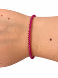 Bracciale radice di Rubino con chiusura in Argento 925 indossato