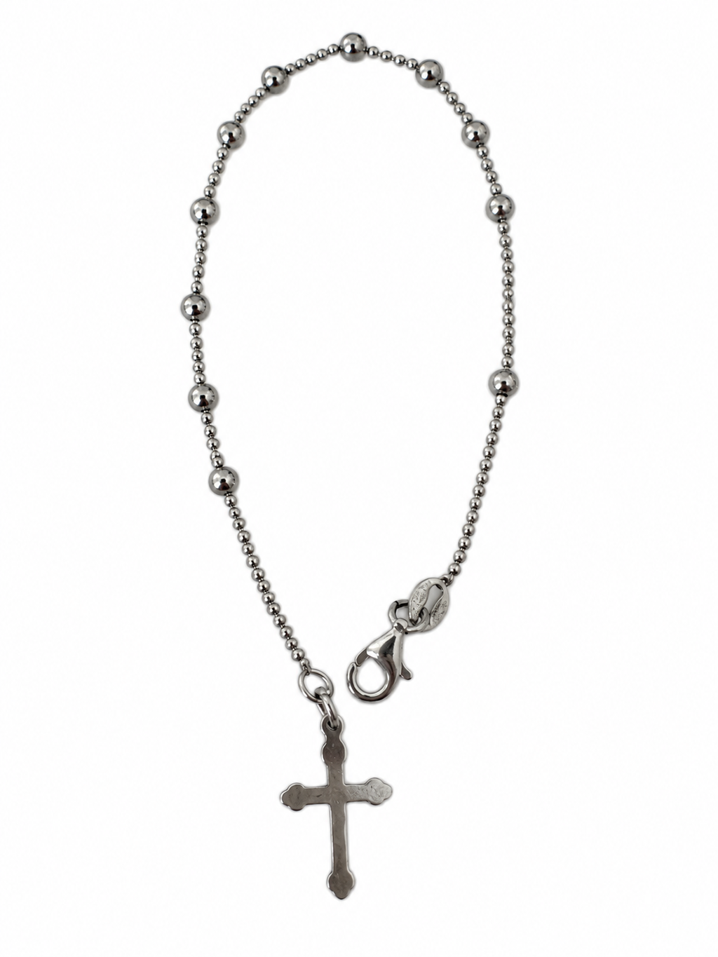 Bracciale rosario con ciondolo croce in Argento 925 su sfondo bianco